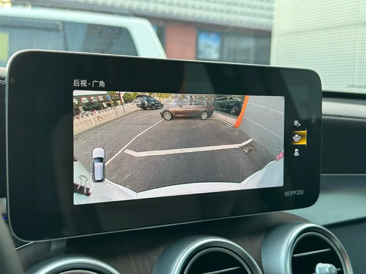 2021 Mercedes-Benz GLC Class 2.0T 258HP L4 9AT,autocango,china used car exporter,china ev exporter,chinese used car exporter,chinese used ev exporter