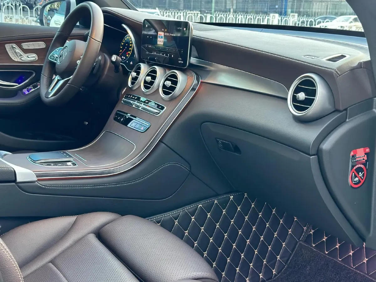 2021 Mercedes-Benz GLC Class 2.0T 258HP L4 9AT,autocango,china used car exporter,china ev exporter,chinese used car exporter,chinese used ev exporter