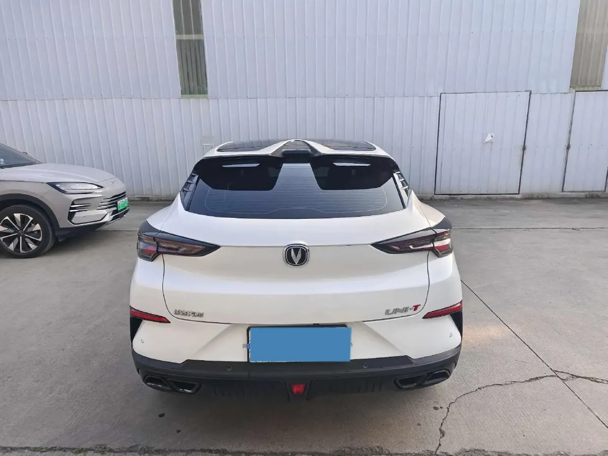 2022 ChangAn UNI-T 2.0T 233HP L4 8AT,autocango,china used car exporter,china ev exporter,chinese used car exporter,chinese used ev exporter