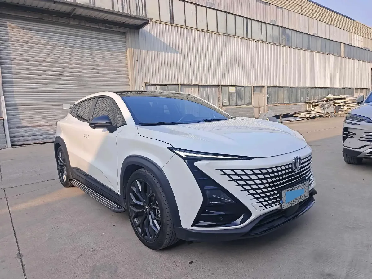 2022 ChangAn UNI-T 2.0T 233HP L4 8AT,autocango,china used car exporter,china ev exporter,chinese used car exporter,chinese used ev exporter