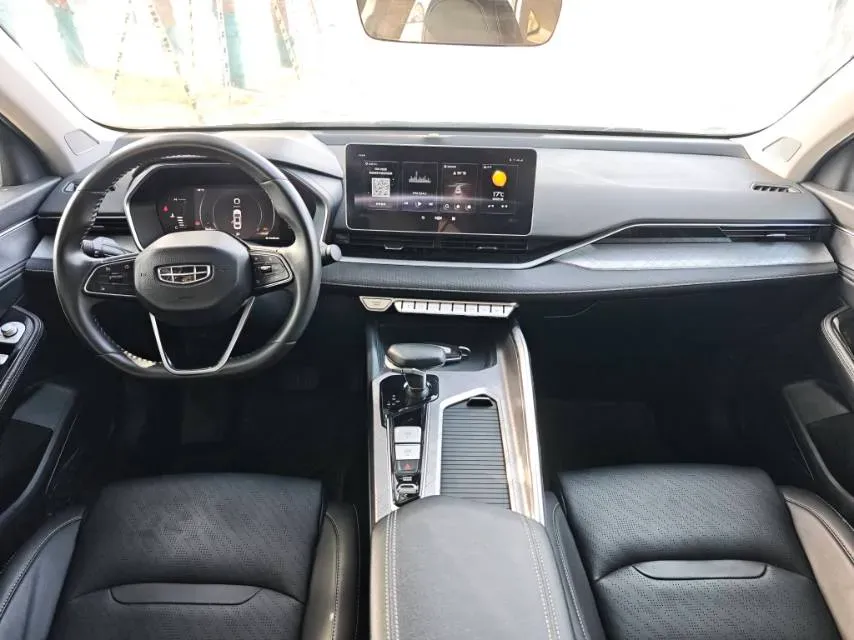 2021 Geely Preface 2.0T 190HP L4 7DCT,autocango,china used car exporter,china ev exporter,chinese used car exporter,chinese used ev exporter
