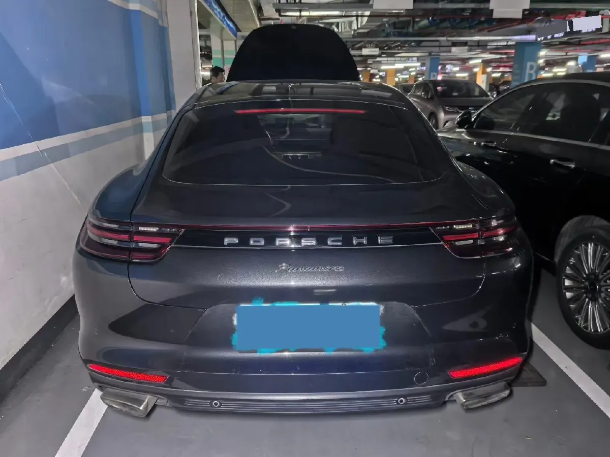 2017 BMW X6 3.0T 306HP L6 8AT,autocango,china used car exporter,china ev exporter,chinese used car exporter,chinese used ev exporter