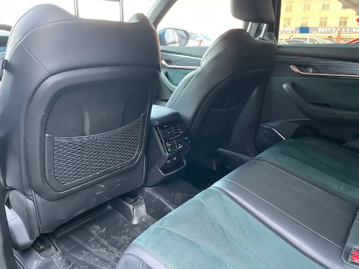 2021 Geely Monjaro 2.0T 238HP L4 8AT,autocango,china used car exporter,china ev exporter,chinese used car exporter,chinese used ev exporter