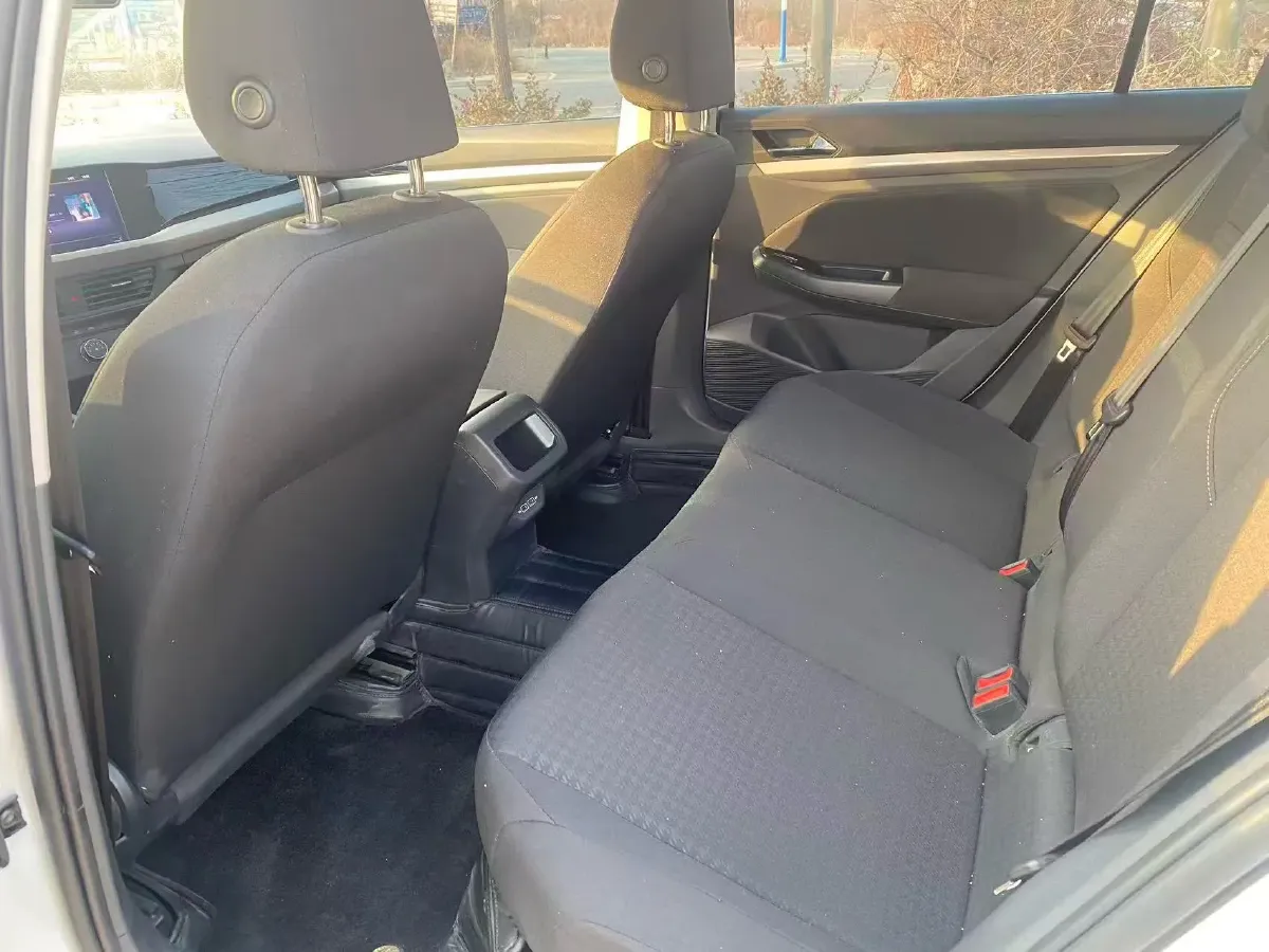 2021 Volkswagen Bora 1.5L 113HP L4 6AT,autocango,china used car exporter,china ev exporter,chinese used car exporter,chinese used ev exporter
