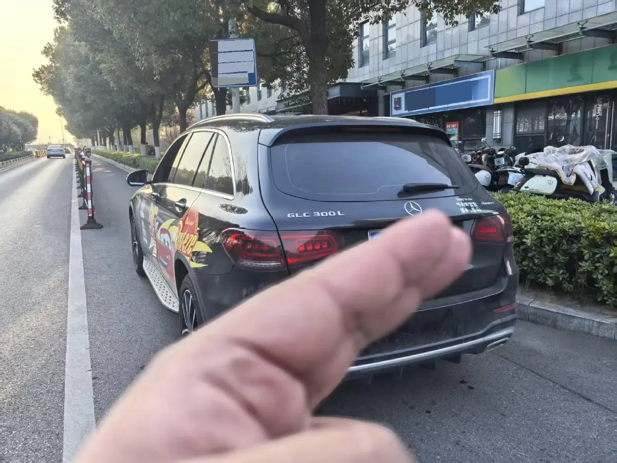 2020 Mercedes-Benz GLC Class 2.0T 197HP L4 9AT,autocango,china used car exporter,china ev exporter,chinese used car exporter,chinese used ev exporter