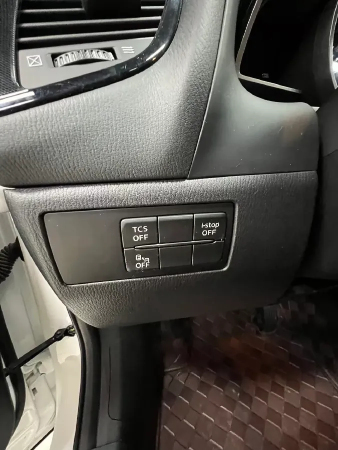 2021 Mazda CX-4 2.0L 158HP L4 6AT,autocango,china used car exporter,china ev exporter,chinese used car exporter,chinese used ev exporter