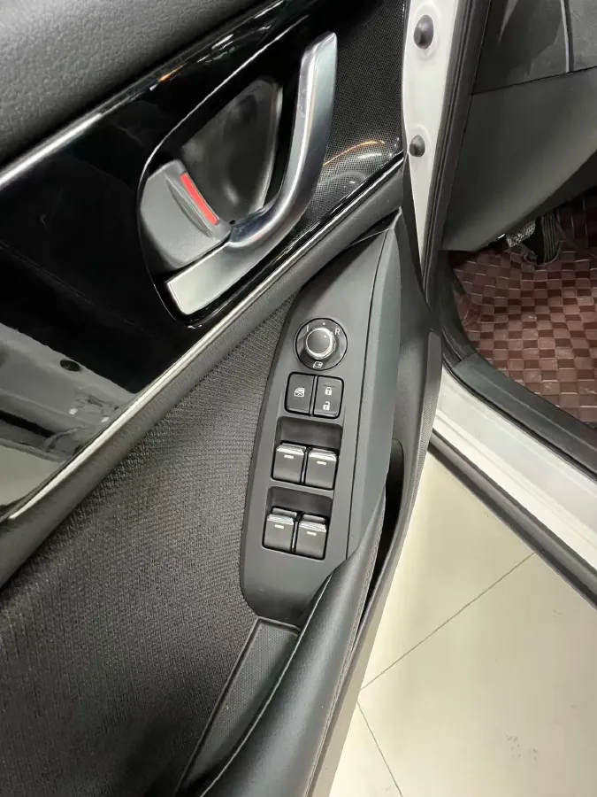 2021 Mazda CX-4 2.0L 158HP L4 6AT,autocango,china used car exporter,china ev exporter,chinese used car exporter,chinese used ev exporter