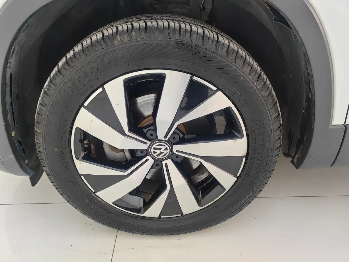 2019 Jeep Cherokee 2.0T 234HP L4 9AT,autocango,china used car exporter,china ev exporter,chinese used car exporter,chinese used ev exporter