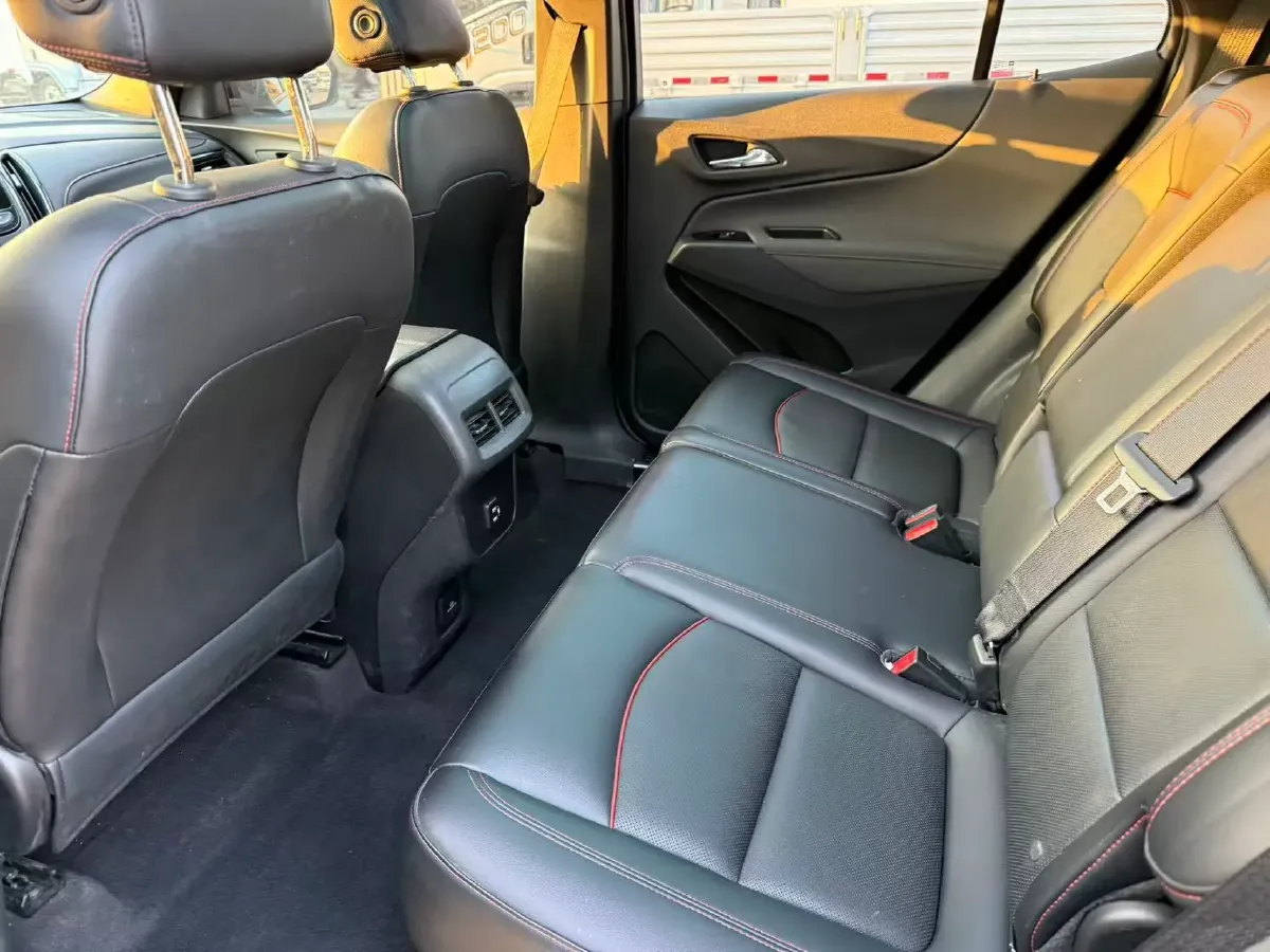 2021 Chevrolet Equinox 2.0T 237HP L4 9AT,autocango,china used car exporter,china ev exporter,chinese used car exporter,chinese used ev exporter