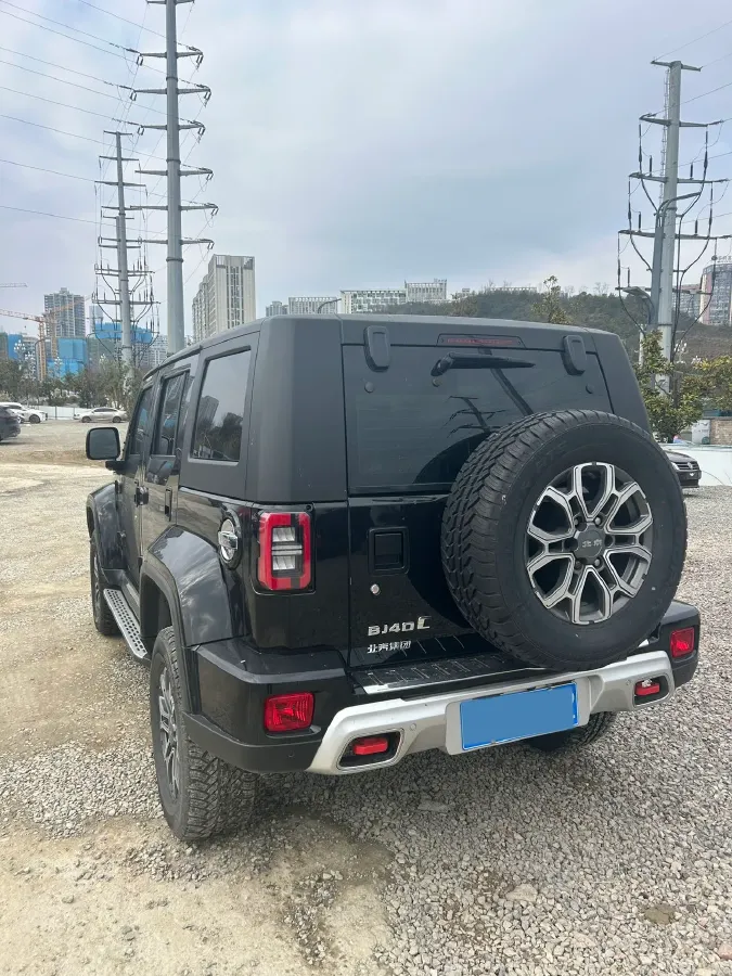 2023 Beijing BJ40 2.0T 224HP L4 8AT,autocango,china used car exporter,china ev exporter,chinese used car exporter,chinese used ev exporter