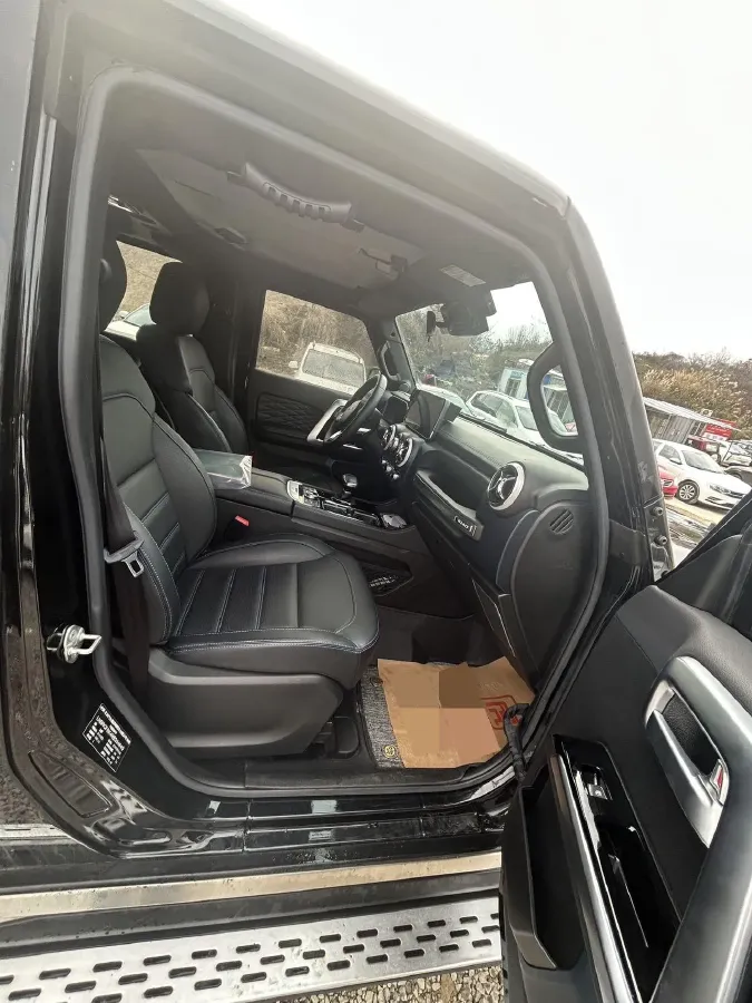 2023 Beijing BJ40 2.0T 224HP L4 8AT,autocango,china used car exporter,china ev exporter,chinese used car exporter,chinese used ev exporter