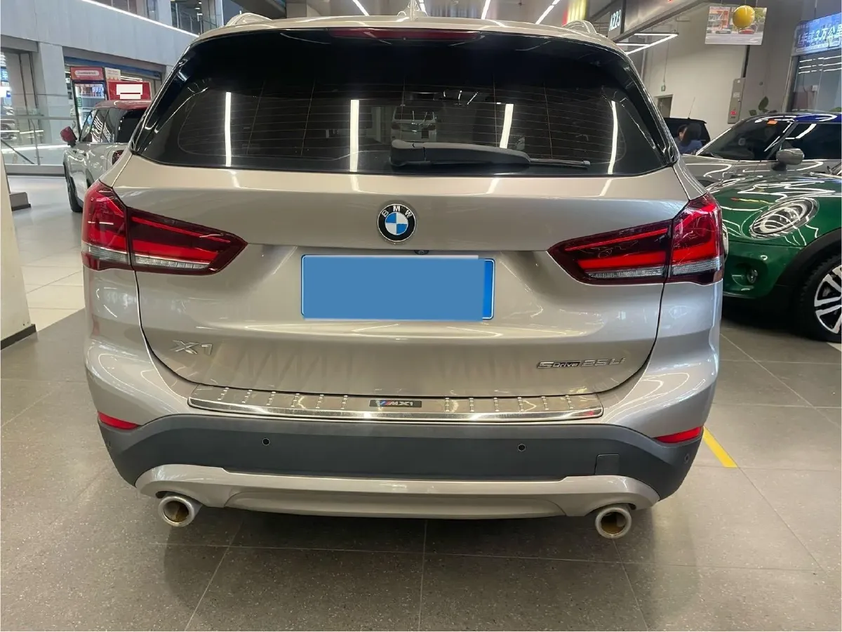 2020 BMW X1 2.0T 192HP L4 7DCT,autocango,china used car exporter,china ev exporter,chinese used car exporter,chinese used ev exporter