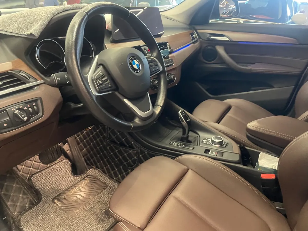 2020 BMW X1 2.0T 192HP L4 7DCT,autocango,china used car exporter,china ev exporter,chinese used car exporter,chinese used ev exporter