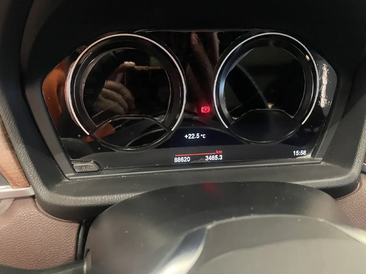 2020 BMW X1 2.0T 192HP L4 7DCT,autocango,china used car exporter,china ev exporter,chinese used car exporter,chinese used ev exporter