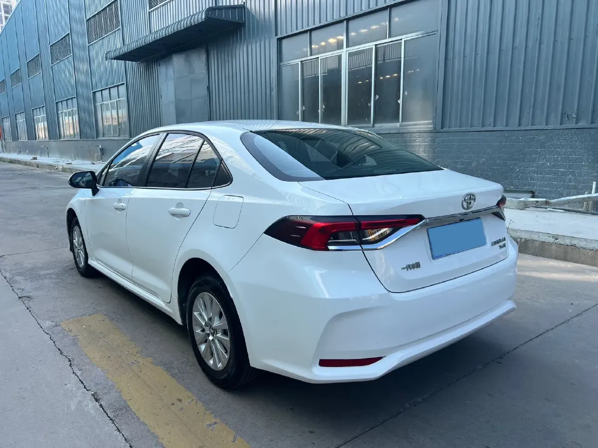 2022 Toyota Corolla 1.2T 116HP L4 CVT,autocango,china used car exporter,china ev exporter,chinese used car exporter,chinese used ev exporter