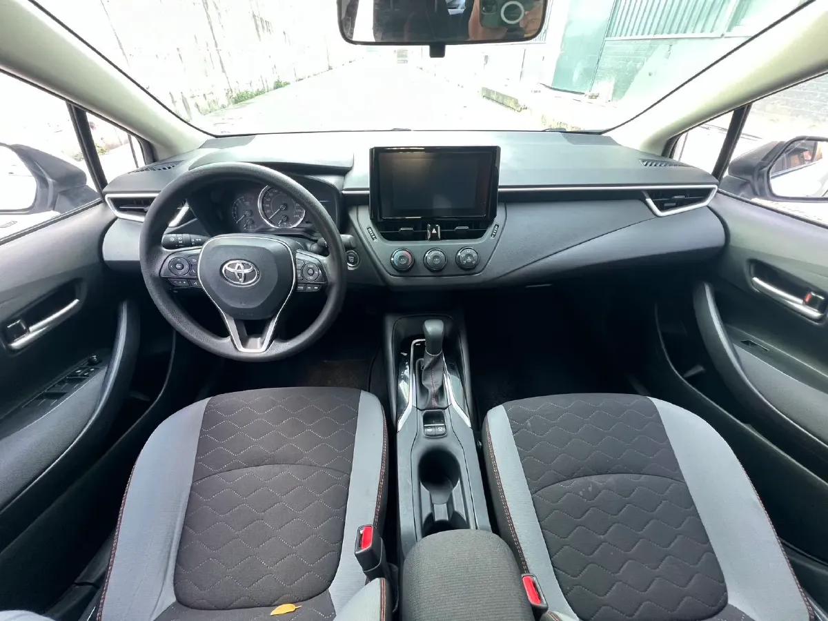 2022 Toyota Corolla 1.2T 116HP L4 CVT,autocango,china used car exporter,china ev exporter,chinese used car exporter,chinese used ev exporter