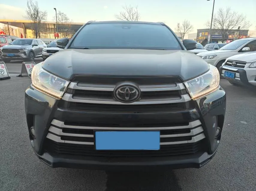 2018 Toyota Highlander 2.0T 220HP L4 6AT,autocango,china used car exporter,china ev exporter,chinese used car exporter,chinese used ev exporter