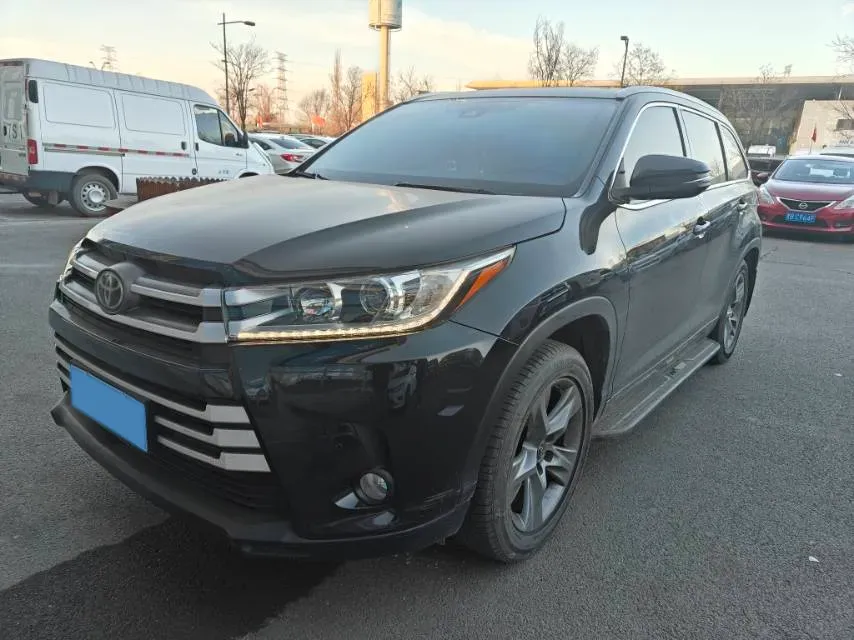 2018 Toyota Highlander 2.0T 220HP L4 6AT,autocango,china used car exporter,china ev exporter,chinese used car exporter,chinese used ev exporter