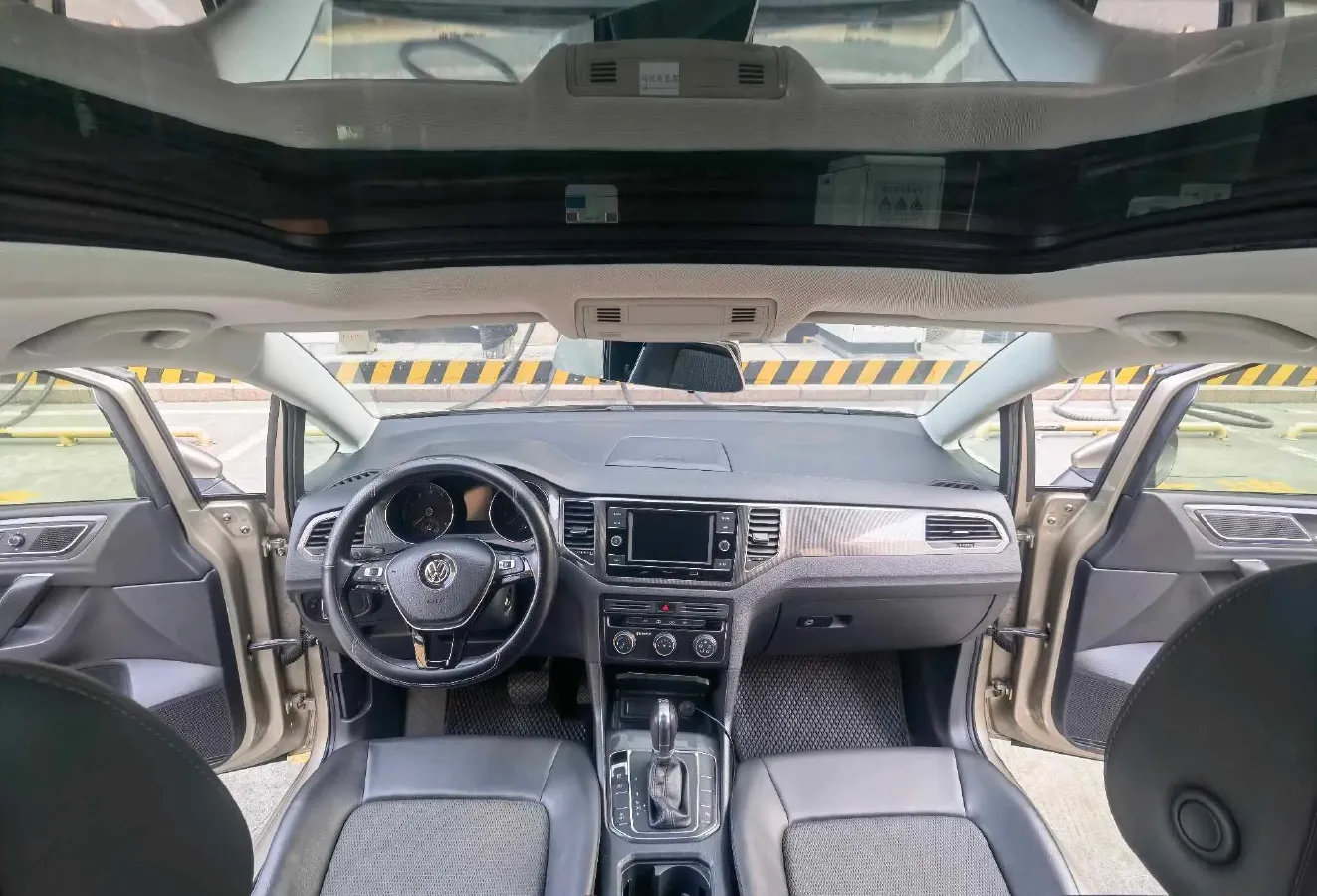 2018 Volkswagen Golf Sportsvan 1.4T 131HP L4 7DCT,autocango,china used car exporter,china ev exporter,chinese used car exporter,chinese used ev exporter