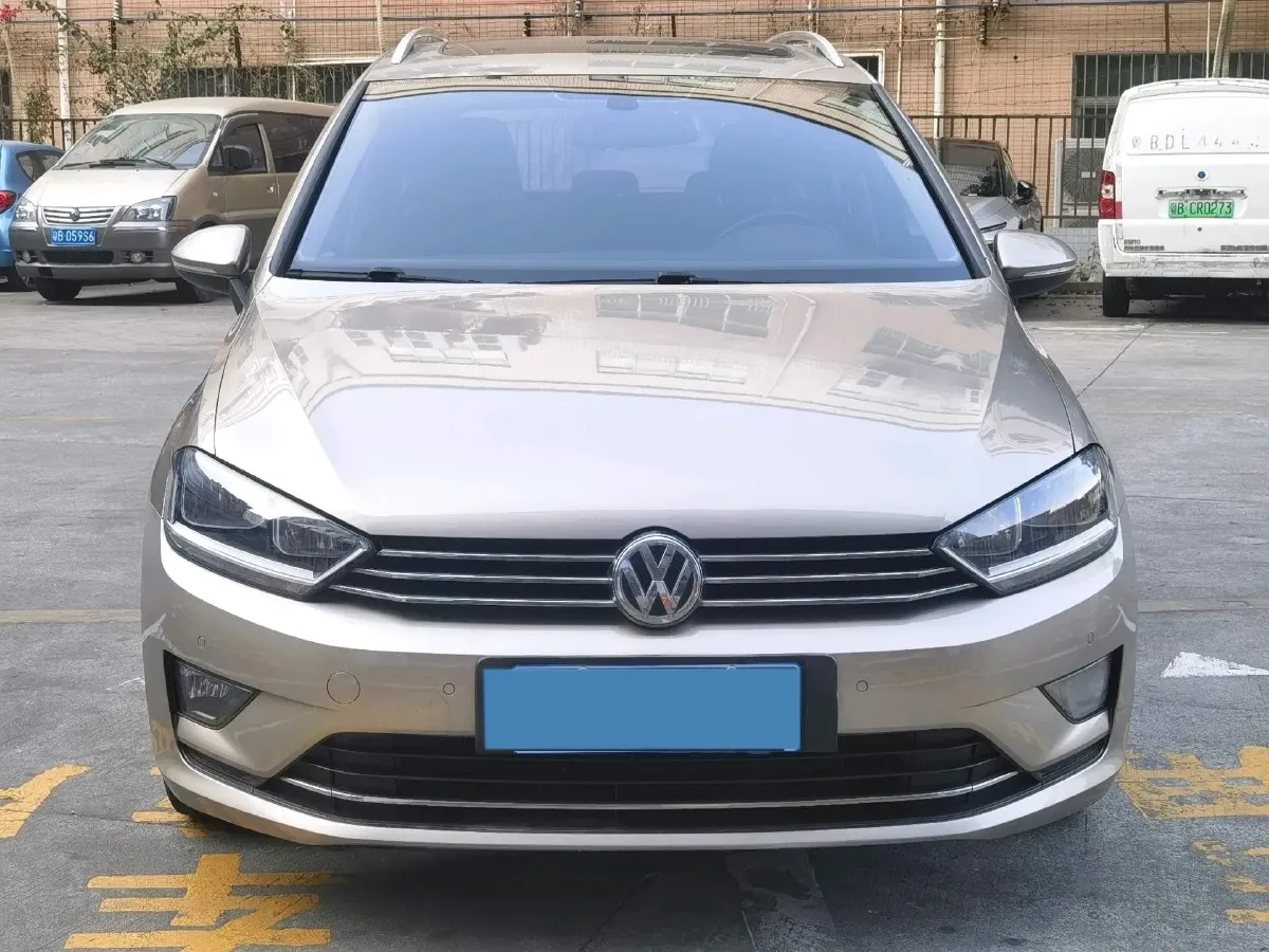 2018 Volkswagen Golf Sportsvan 1.4T 131HP L4 7DCT,autocango,china used car exporter,china ev exporter,chinese used car exporter,chinese used ev exporter