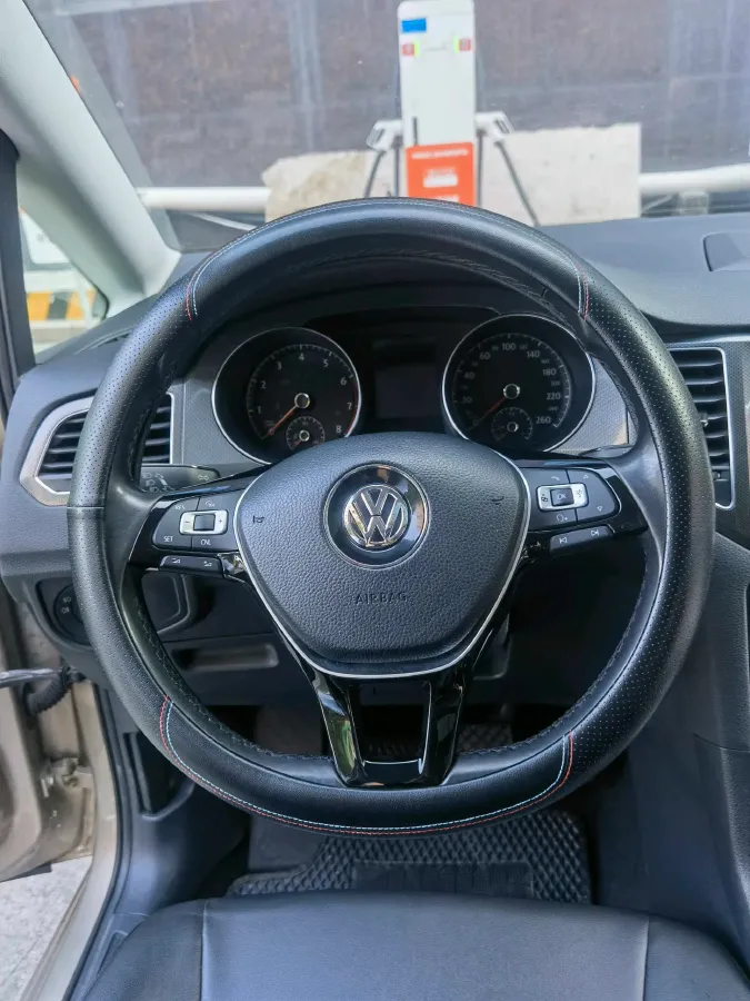 2018 Volkswagen Golf Sportsvan 1.4T 131HP L4 7DCT,autocango,china used car exporter,china ev exporter,chinese used car exporter,chinese used ev exporter