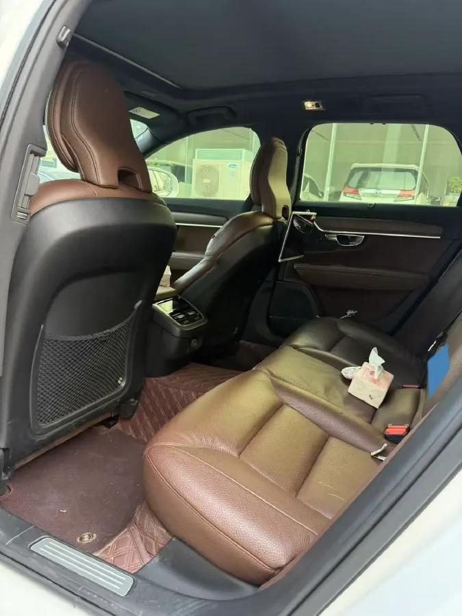 2021 Volvo V90 2.0T 250HP L4 8AT,autocango,china used car exporter,china ev exporter,chinese used car exporter,chinese used ev exporter