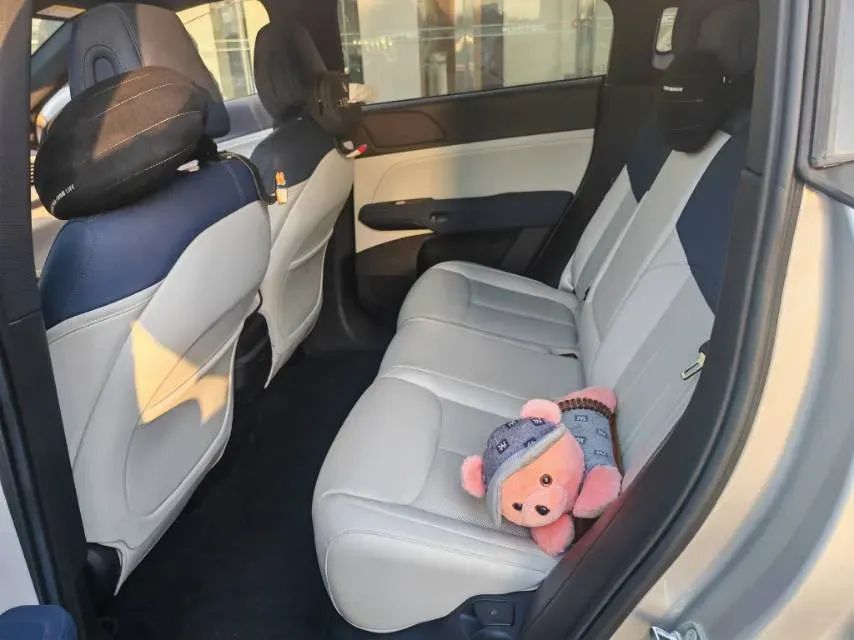 2023 Xpeng G6 BEV 87.5KWH,autocango,china used car exporter,china ev exporter,chinese used car exporter,chinese used ev exporter