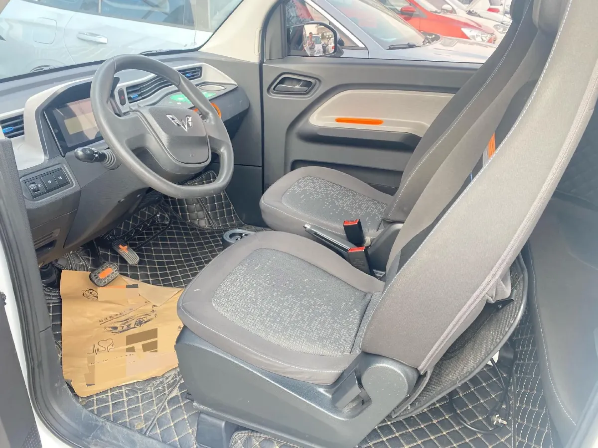 2020 WuLing HongGuang MINI EV BEV 9.3KWH,autocango,china used car exporter,china ev exporter,chinese used car exporter,chinese used ev exporter