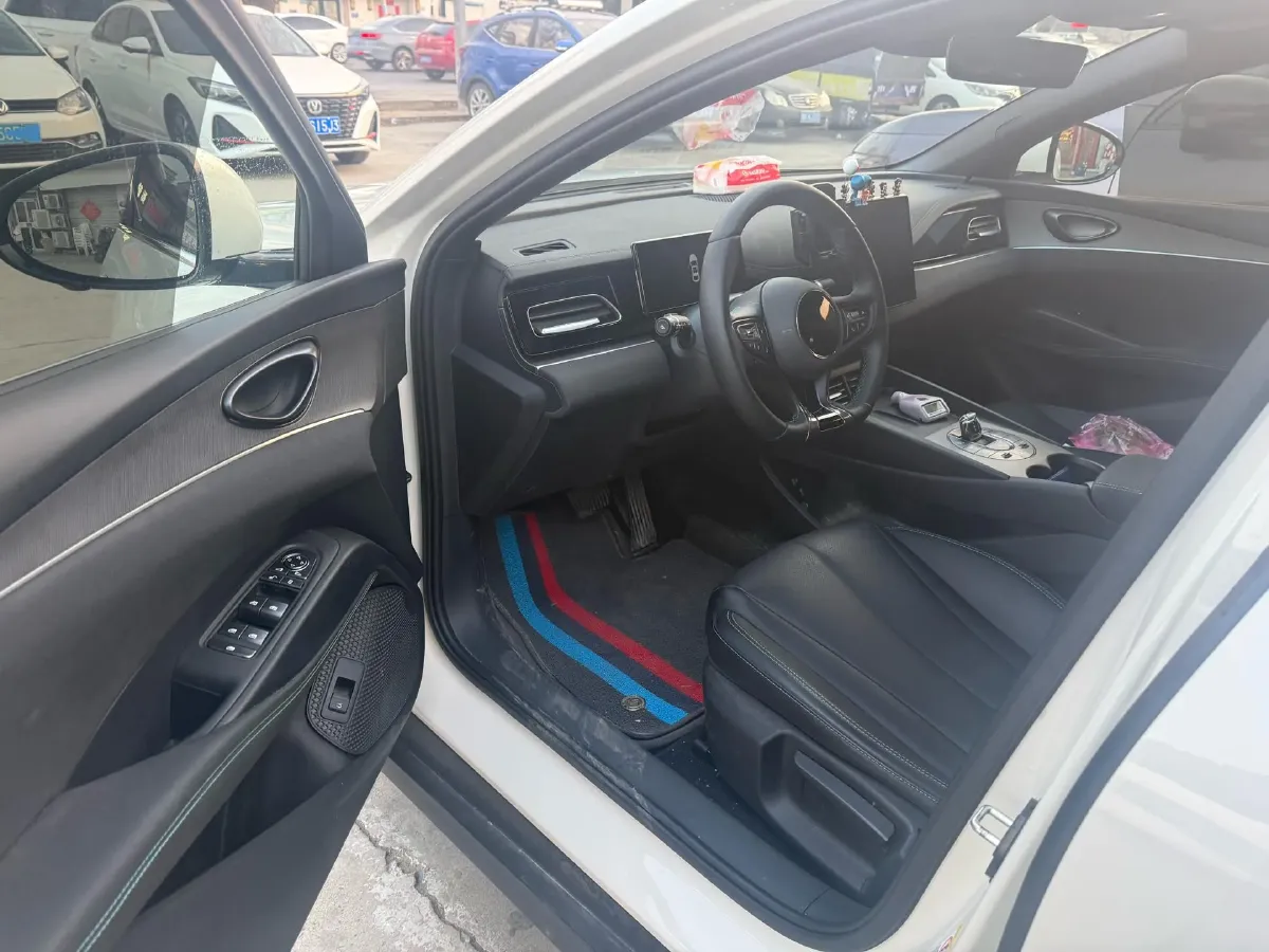 2025 BYD Seal06 1.5L 101HP L4 E-CVT PHEV 10.08KWH,autocango,china used car exporter,china ev exporter,chinese used car exporter,chinese used ev exporter