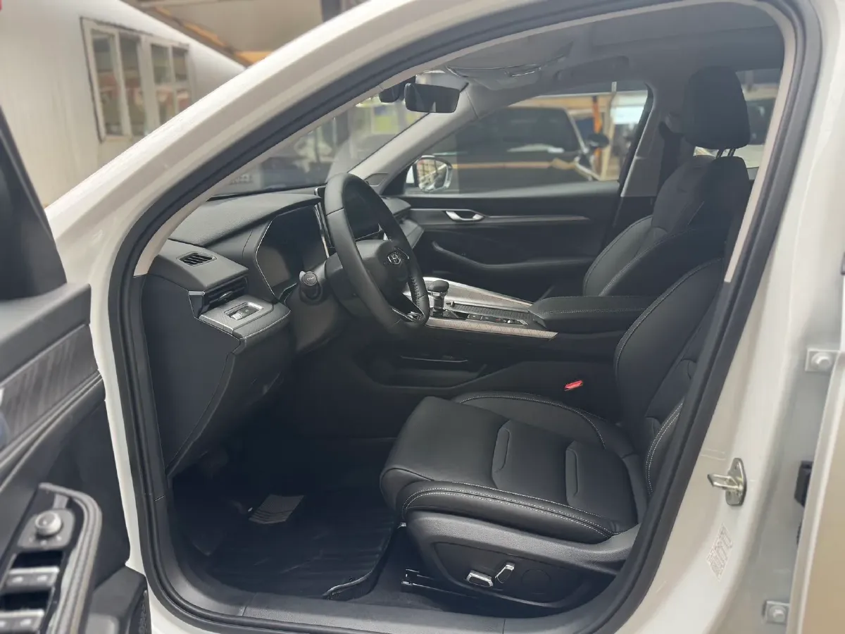 2021 Geely Preface 2.0T 190HP L4 7DCT,autocango,china used car exporter,china ev exporter,chinese used car exporter,chinese used ev exporter