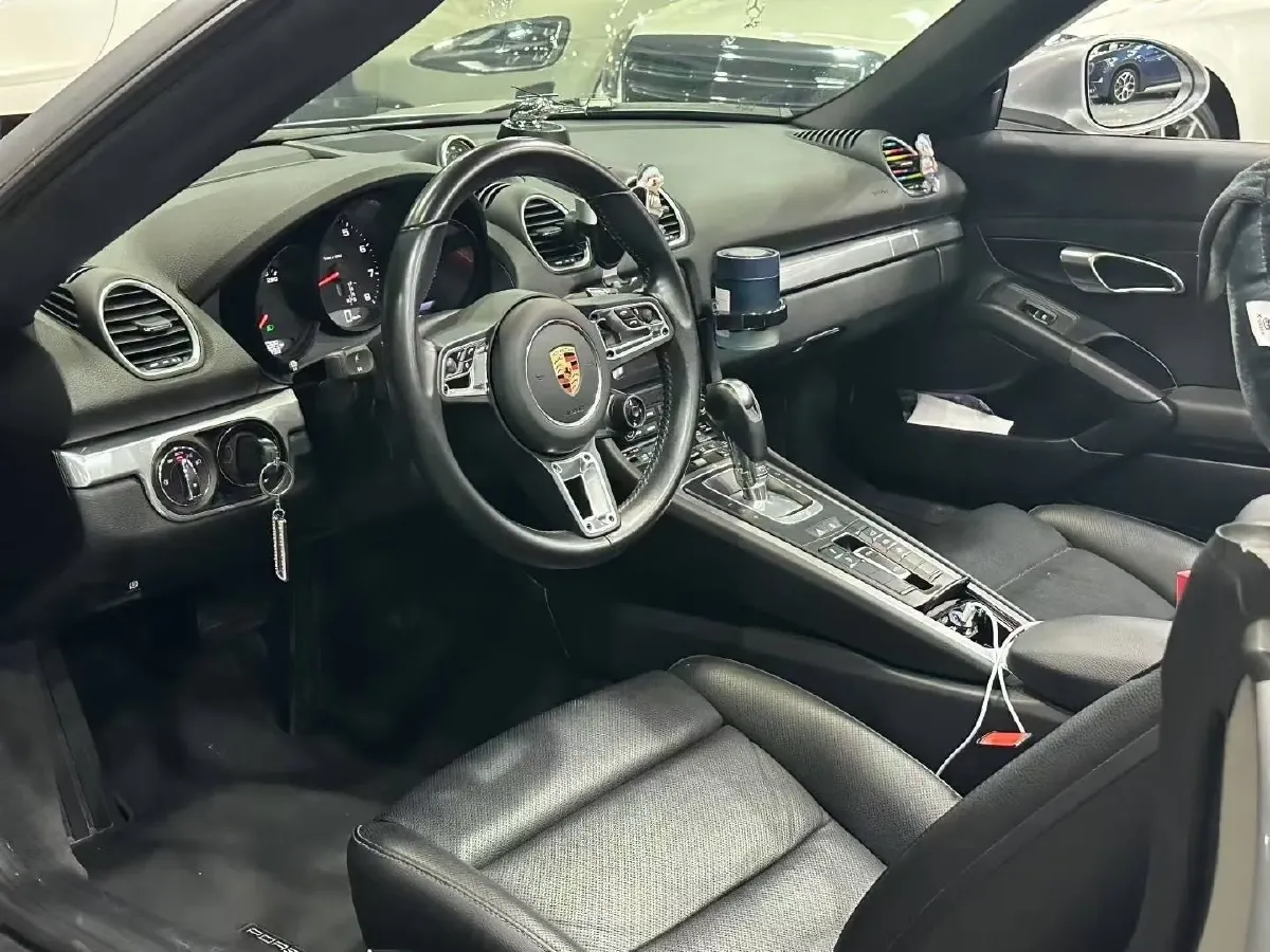 2019 Porsche 718 2.0T 300HP H4 7DCT,autocango,china used car exporter,china ev exporter,chinese used car exporter,chinese used ev exporter