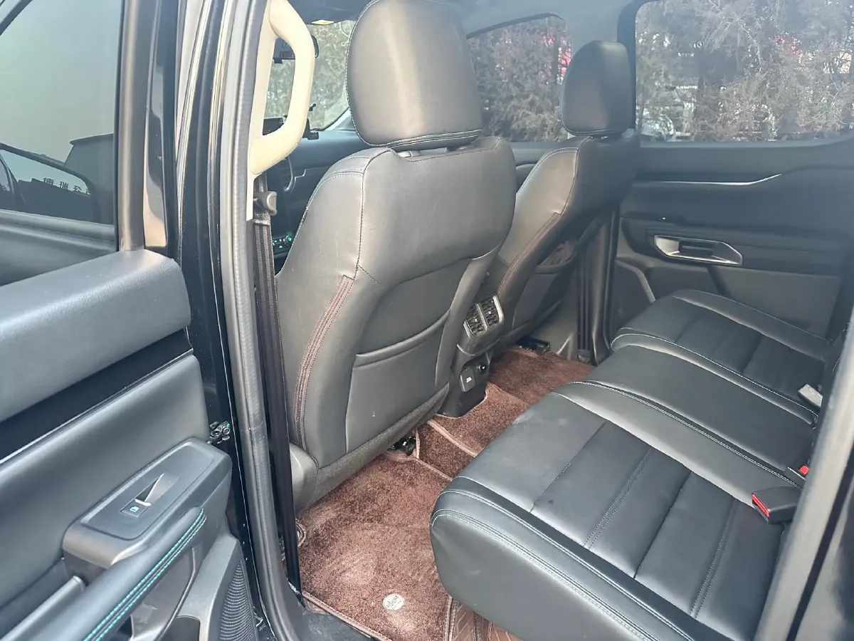 2023 Ford Ranger 2.3T 258HP L4 8AT,autocango,china used car exporter,china ev exporter,chinese used car exporter,chinese used ev exporter