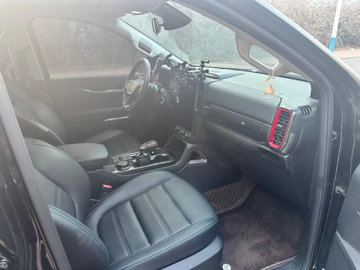 2023 Ford Ranger 2.3T 258HP L4 8AT,autocango,china used car exporter,china ev exporter,chinese used car exporter,chinese used ev exporter