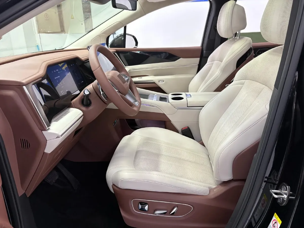 2025 BYD Xia 1.5T 156HP L4 E-CVT PHEV 36.6KWH,autocango,china used car exporter,china ev exporter,chinese used car exporter,chinese used ev exporter