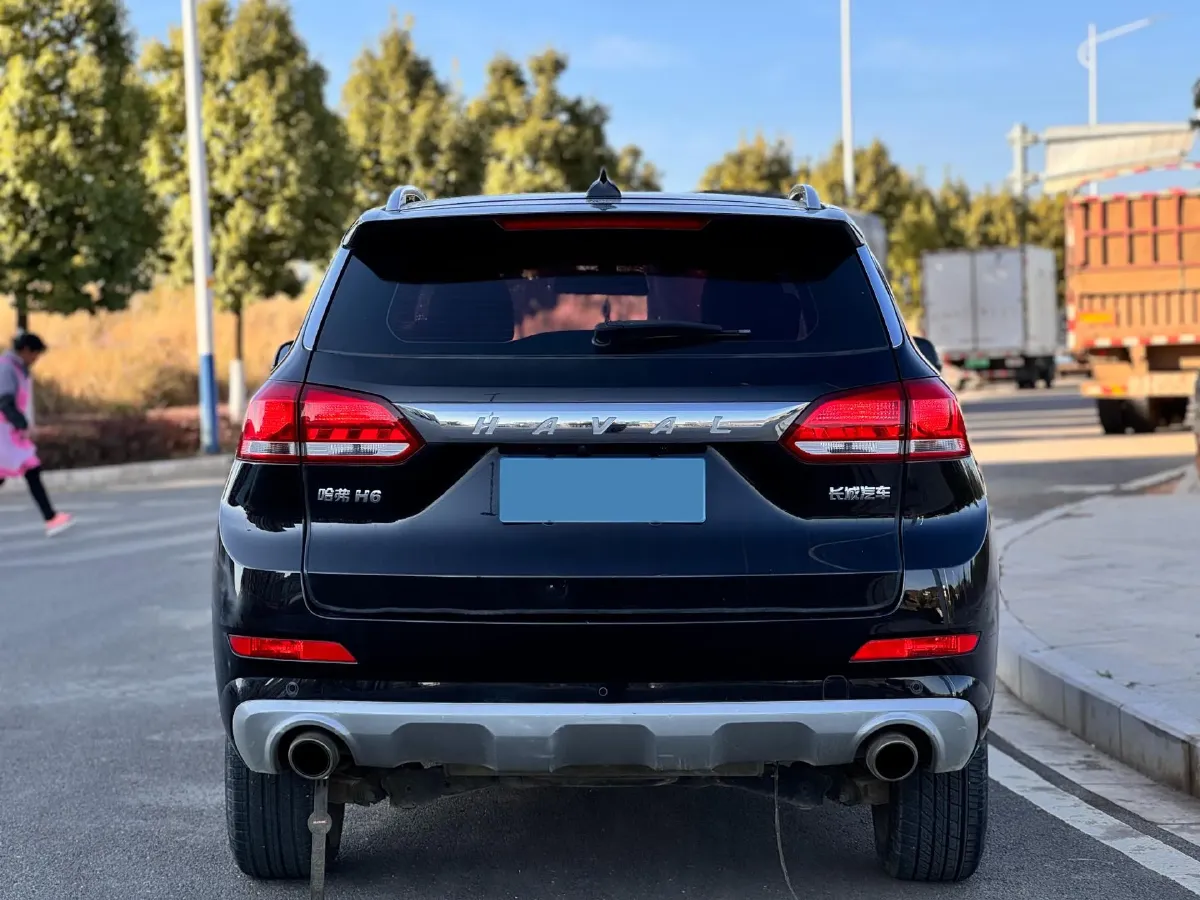 2021 Haval H6 Coupe 1.5T 150HP L4 7DCT,autocango,china used car exporter,china ev exporter,chinese used car exporter,chinese used ev exporter