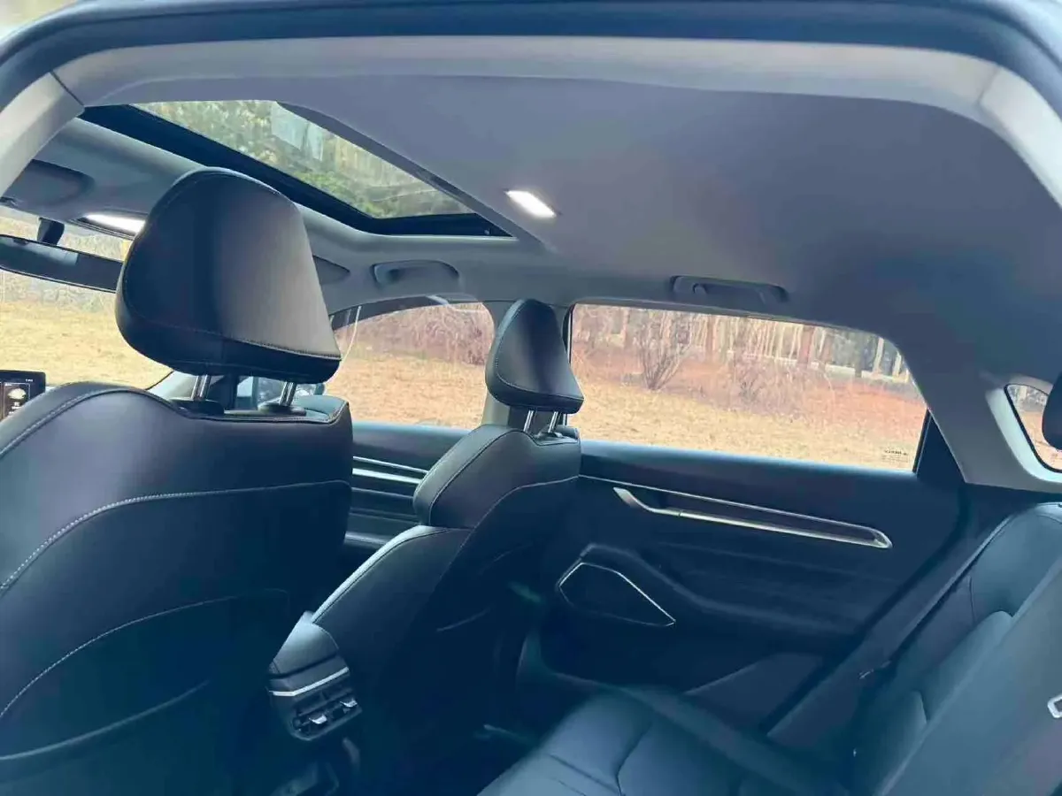 2022 Geely Emgrand 1.5L 114HP L4 CVT,autocango,china used car exporter,china ev exporter,chinese used car exporter,chinese used ev exporter