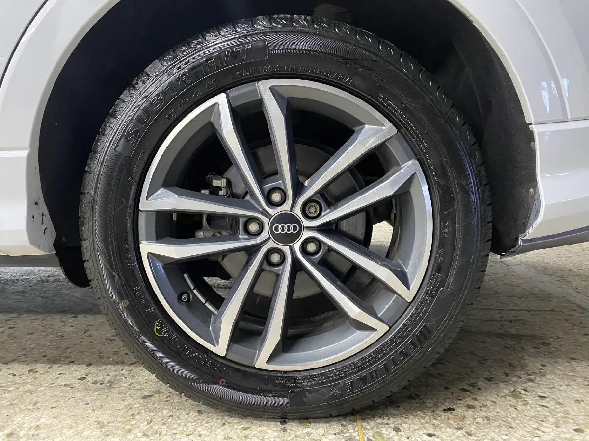 2022 Audi Q3 1.4T 150HP L4 7DCT,autocango,china used car exporter,china ev exporter,chinese used car exporter,chinese used ev exporter