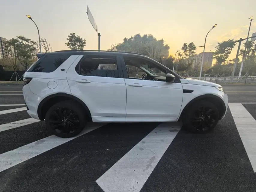 2019 Land Rover Discovery Sport 2.0T 241HP L4 9AT,autocango,china used car exporter,china ev exporter,chinese used car exporter,chinese used ev exporter