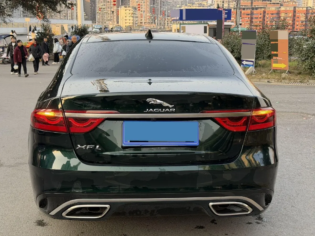 2021 Jaguar XFL 2.0T 250HP L4 8AT,autocango,china used car exporter,china ev exporter,chinese used car exporter,chinese used ev exporter