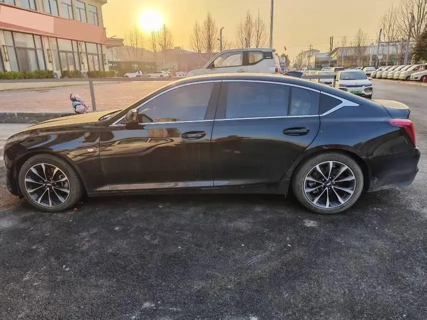 2025 Cadillac CT5 2.0T 237HP L4 10AT,autocango,china used car exporter,china ev exporter,chinese used car exporter,chinese used ev exporter