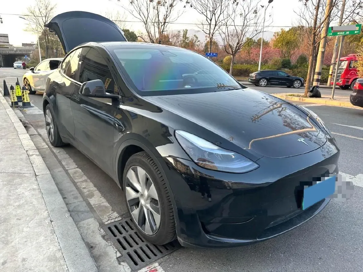 2022 Tesla Model Y BEV 60KWH,autocango,china used car exporter,china ev exporter,chinese used car exporter,chinese used ev exporter