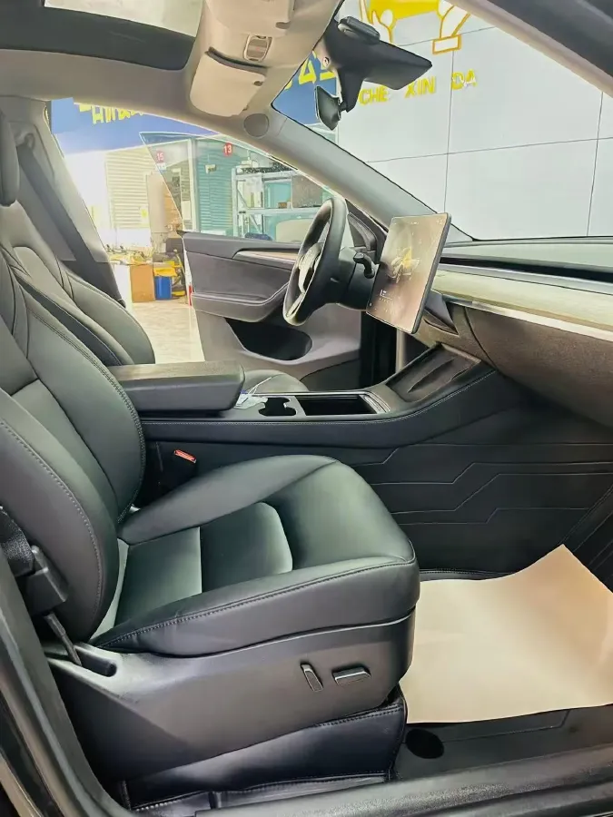 2022 Tesla Model Y BEV 60KWH,autocango,china used car exporter,china ev exporter,chinese used car exporter,chinese used ev exporter