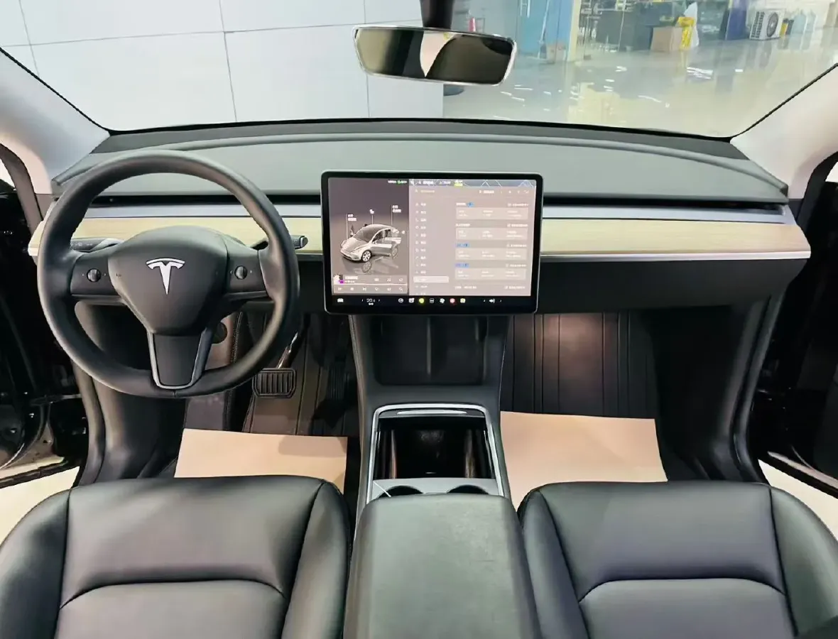 2022 Tesla Model Y BEV 60KWH,autocango,china used car exporter,china ev exporter,chinese used car exporter,chinese used ev exporter