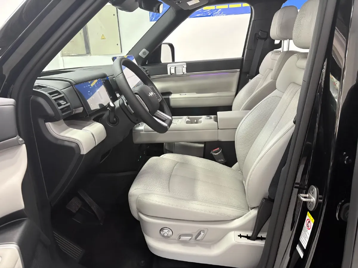 2025 FangChengBao Tai 7 1.5T 156HP L4 E-CVT PHEV,autocango,china used car exporter,china ev exporter,chinese used car exporter,chinese used ev exporter