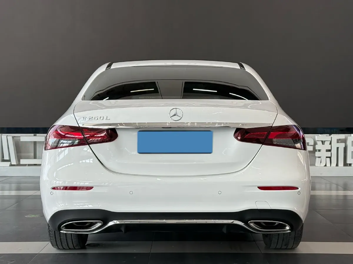 2021 Mercedes-Benz E Class 2.0T 197HP L4 9AT,autocango,china used car exporter,china ev exporter,chinese used car exporter,chinese used ev exporter