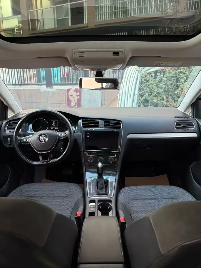 2019 Brilliance Auto V7 1.8T 231HP L4 7DCT,autocango,china used car exporter,china ev exporter,chinese used car exporter,chinese used ev exporter