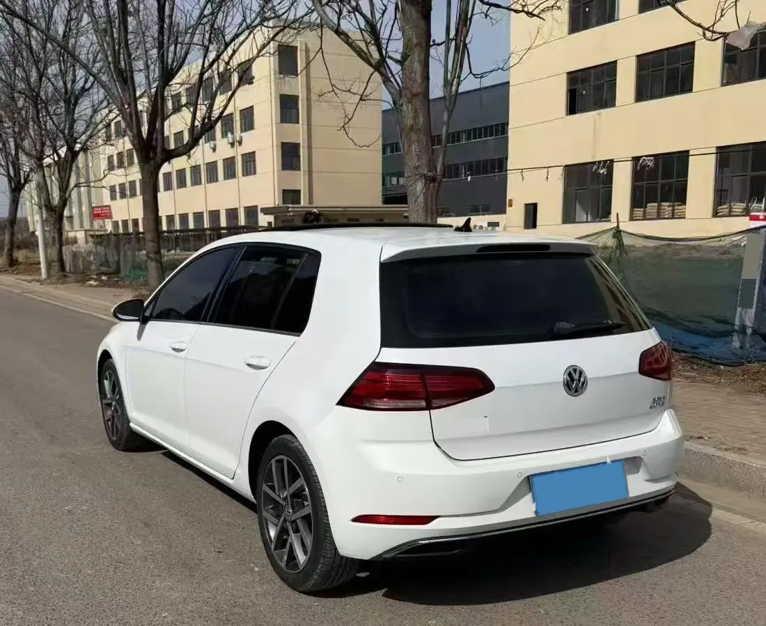 2019 Brilliance Auto V7 1.8T 231HP L4 7DCT,autocango,china used car exporter,china ev exporter,chinese used car exporter,chinese used ev exporter
