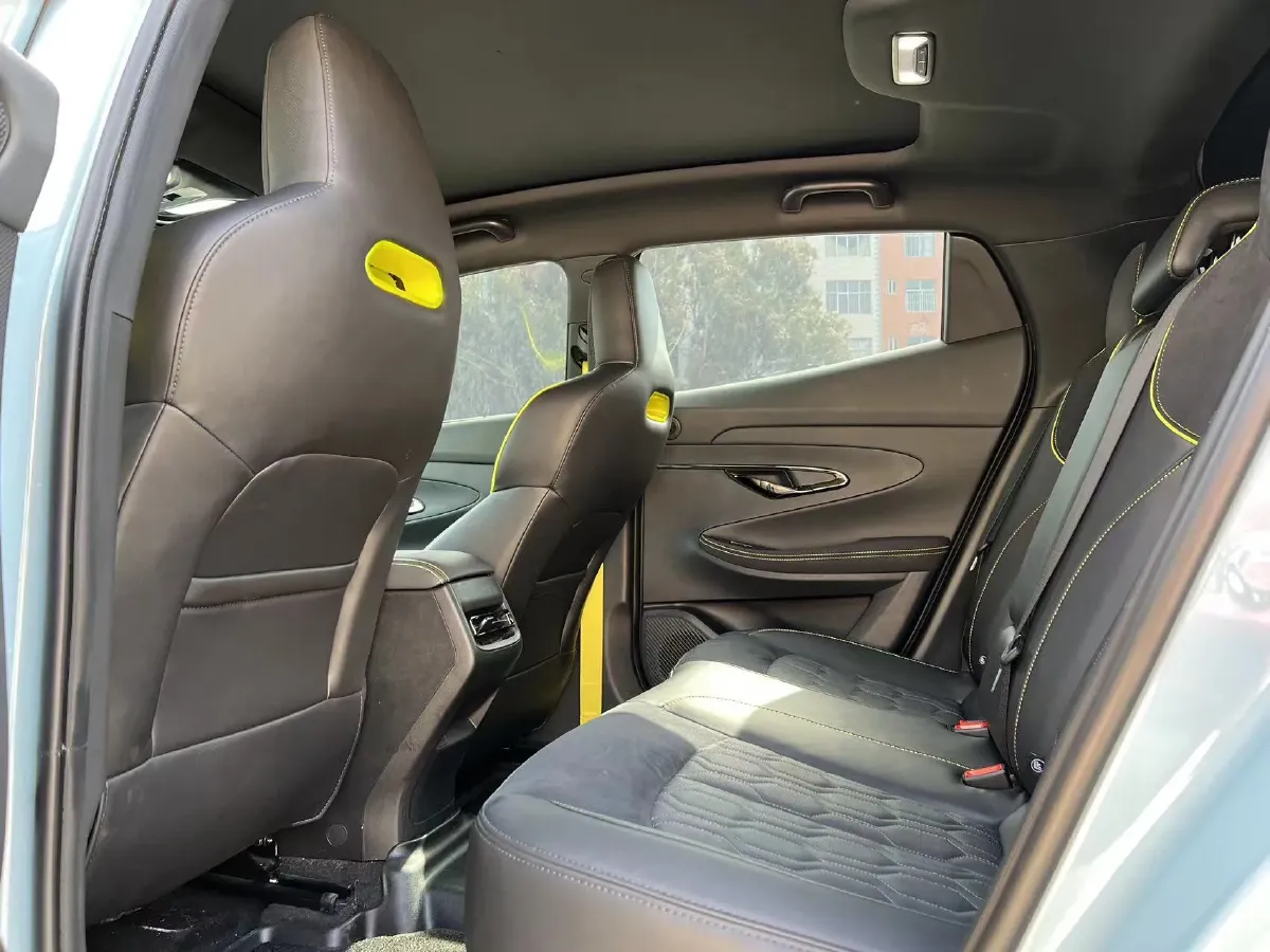 2022 ChangAn UNI-T 2.0T 233HP L4 8AT,autocango,china used car exporter,china ev exporter,chinese used car exporter,chinese used ev exporter