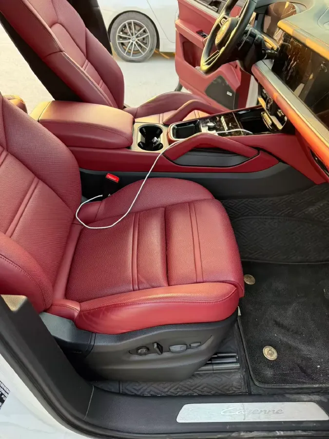 2024 Porsche Cayenne 3.0T 354HP V6 8AT,autocango,china used car exporter,china ev exporter,chinese used car exporter,chinese used ev exporter