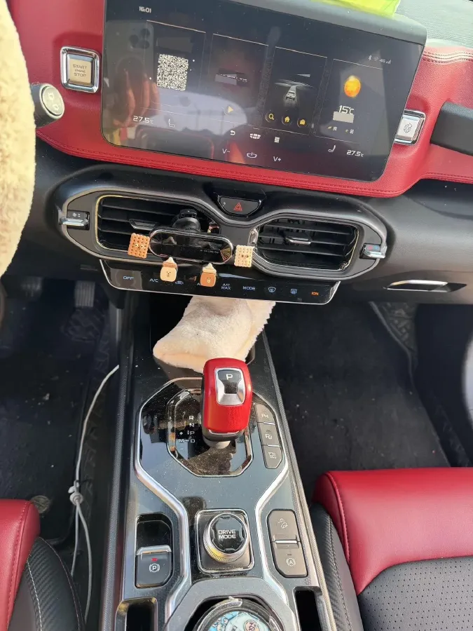 2020 Geely ICON 1.5T 177HP L3 7DCT,autocango,china used car exporter,china ev exporter,chinese used car exporter,chinese used ev exporter